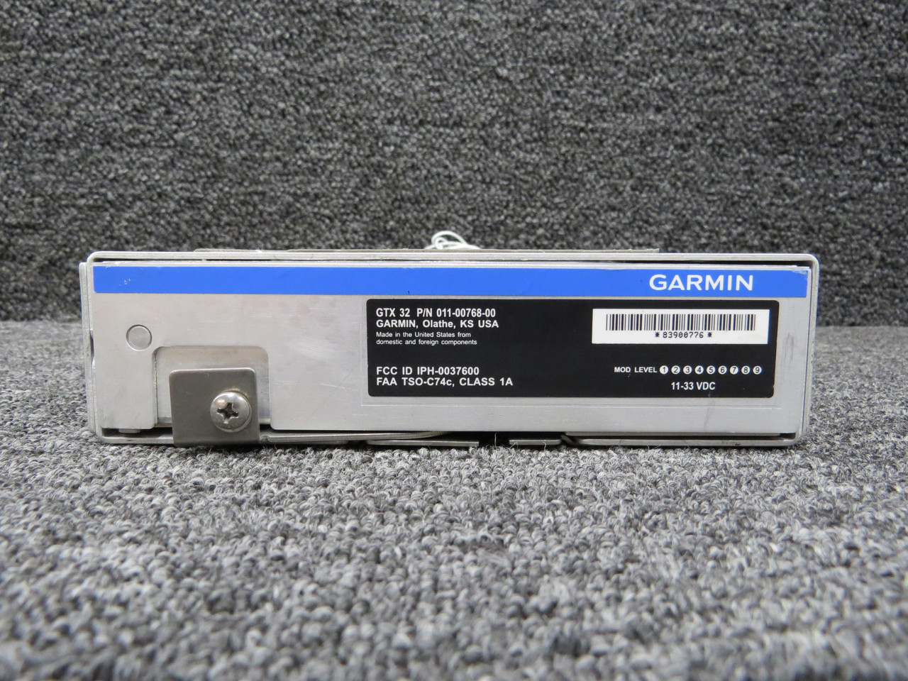 011-00768-00 Garmin GTX 32 Remote Transponder with Tray (Volts: 11-33)