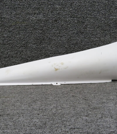 0530010-6 Cessna 172B Stabilizer Fairing Assembly RH