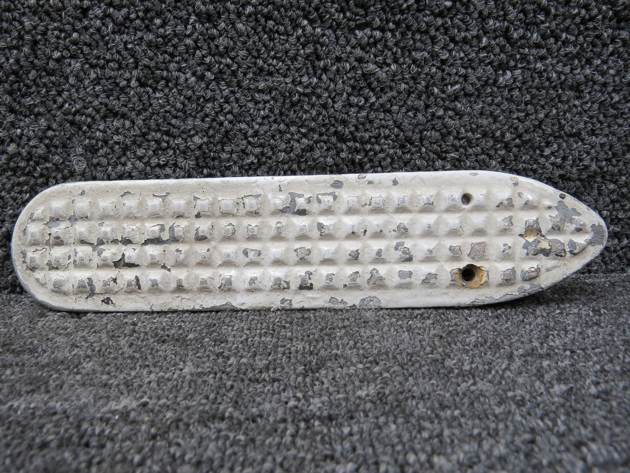 0541154-1 Cessna 172B Main Landing Gear Step LH or RH