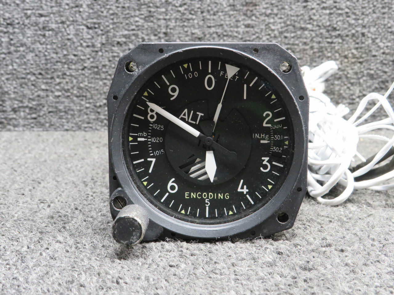 066-03064-0005 Bendix King KEA-130A Encoding Altimeter with Mods (Volts: 14 or 28)