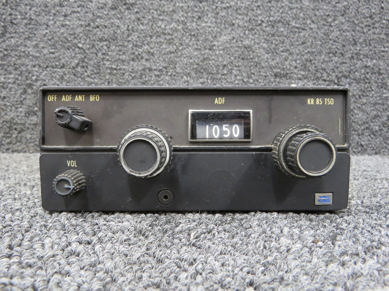 066-1023-00 King Radio KR-85 ADF Receiver with Tray and Mods (Volts: 14)