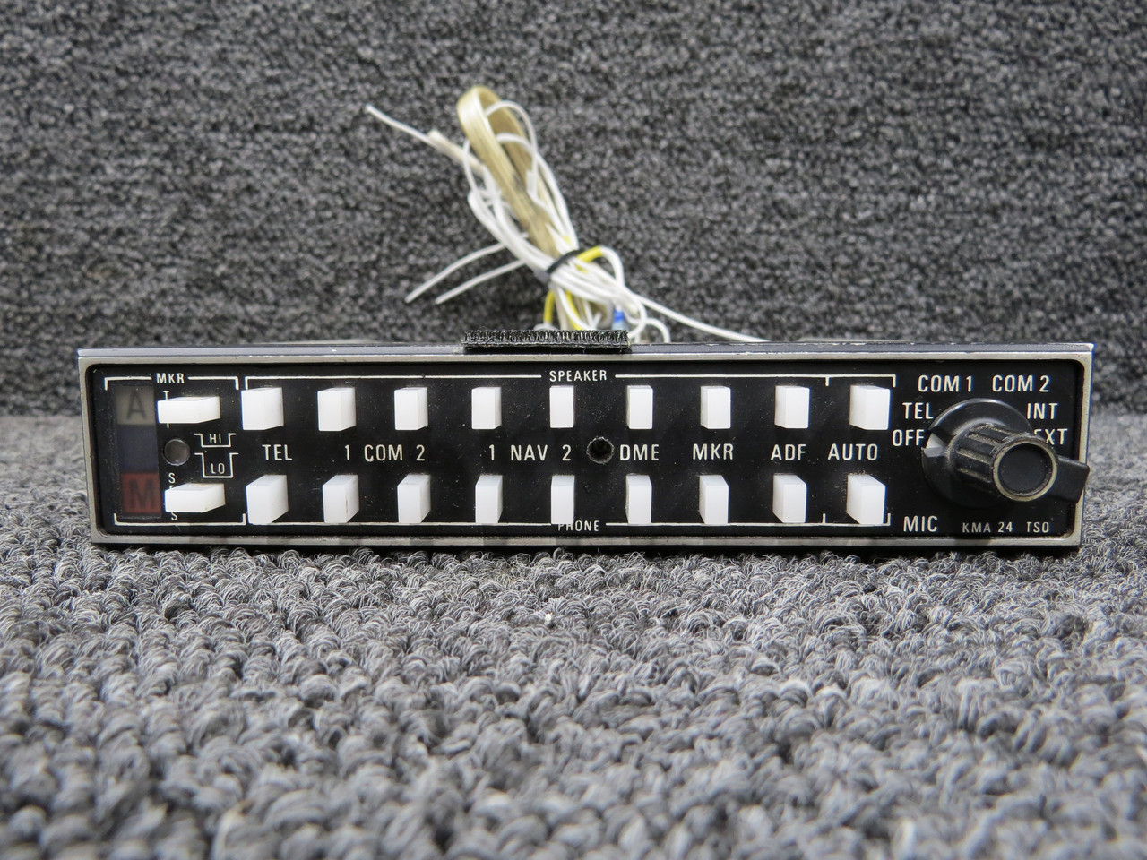 066-1055-03 King Radio KMA-24 Audio Selector Panel with Tray (Volts: 14-28)