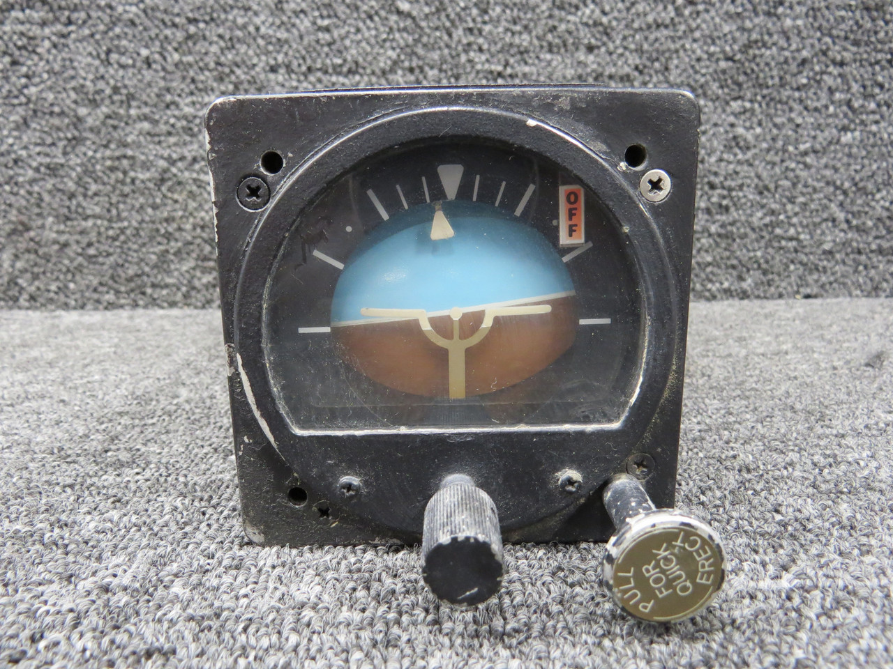 102-0054-03 RC Allen Instruments RCA26BK-12 Attitude Gyro Indicator (Volts: 28)