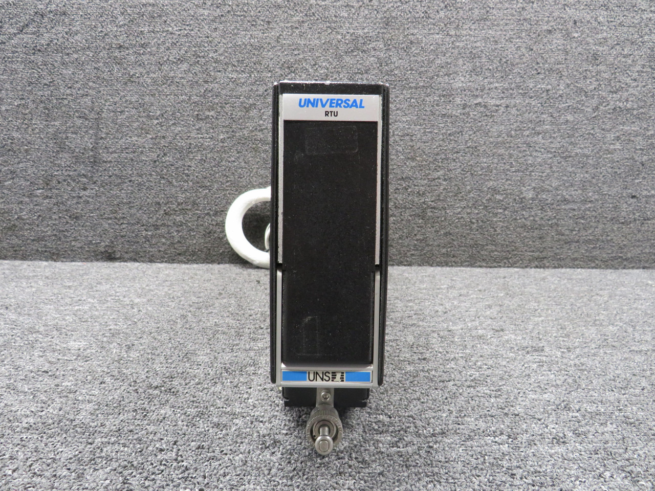 1056-01-12 Universal Avionics UNS1 Radio Tuning Unit
