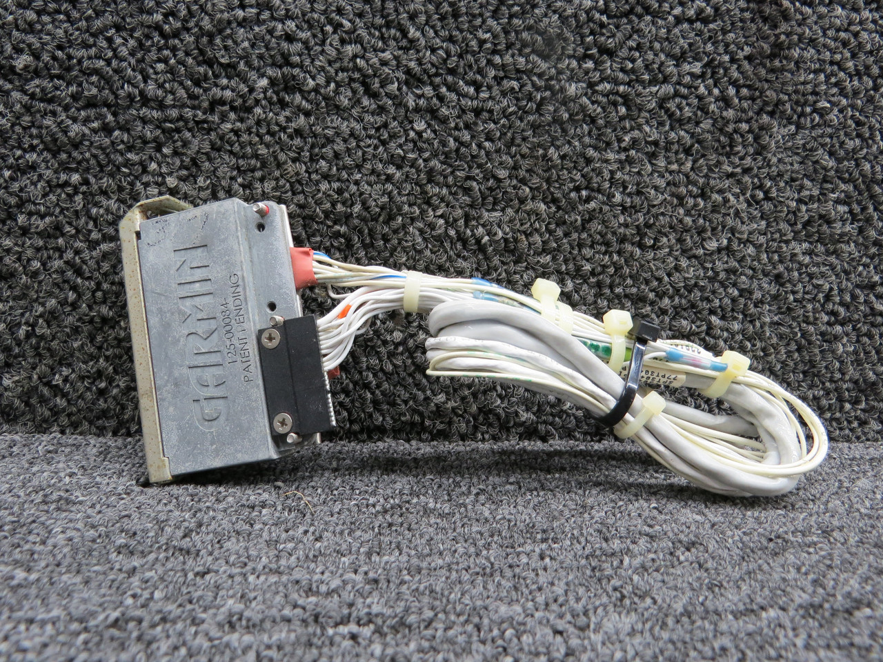 125-00084 Garmin Avionics Connector with Harness