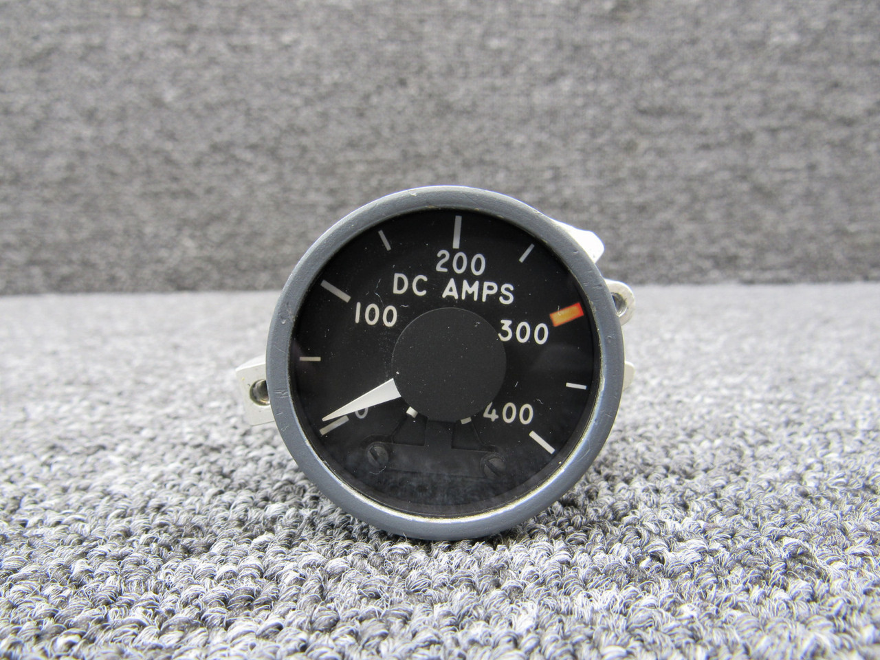 153LA30C (Alt: C662501-0104) Lewis DC Ammeter Indicator w Bracket and Connector