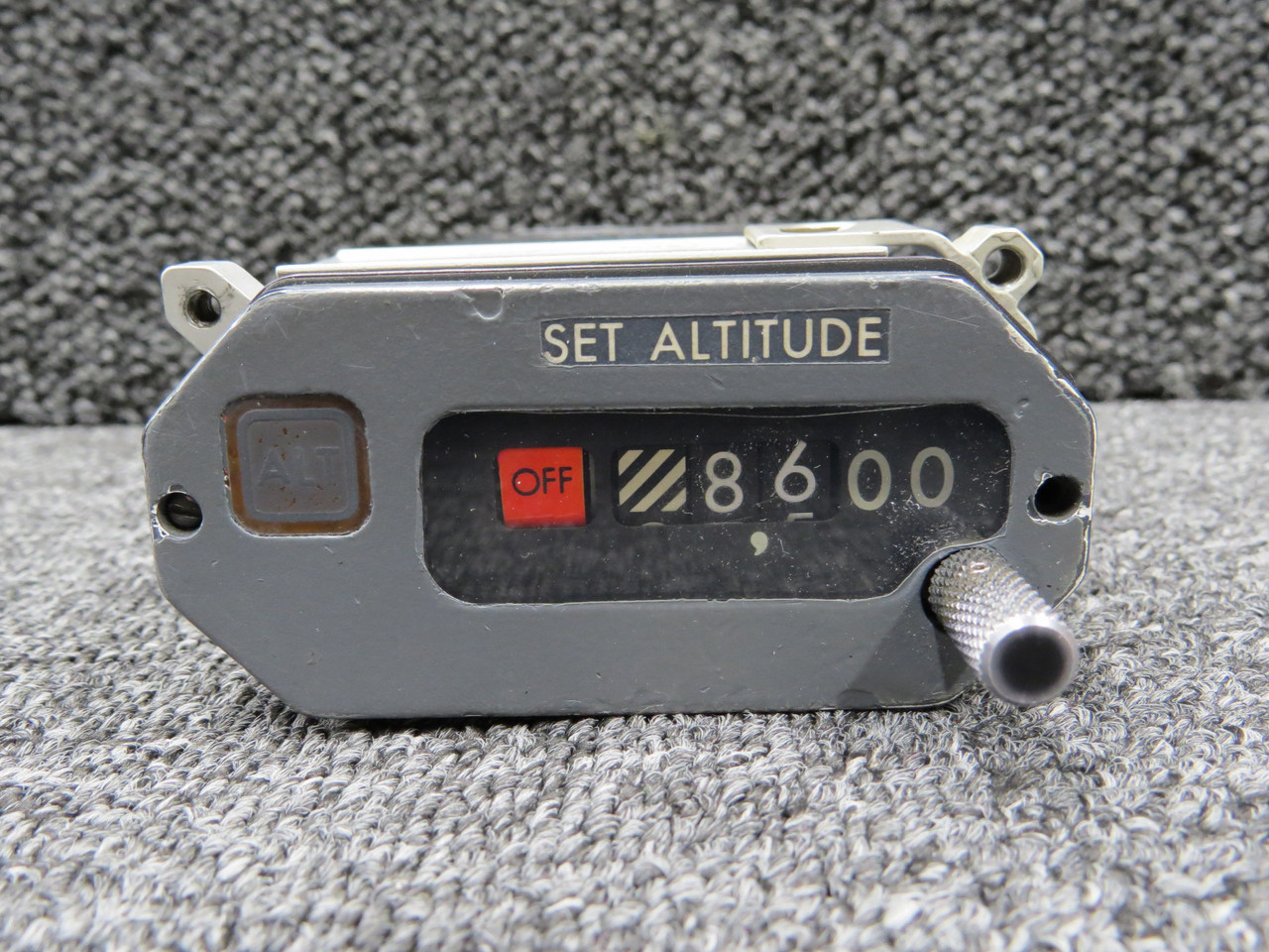 20545-002 Intercontinental Dynamics 540 Altitude Alerter Indicator w Mods (Core)