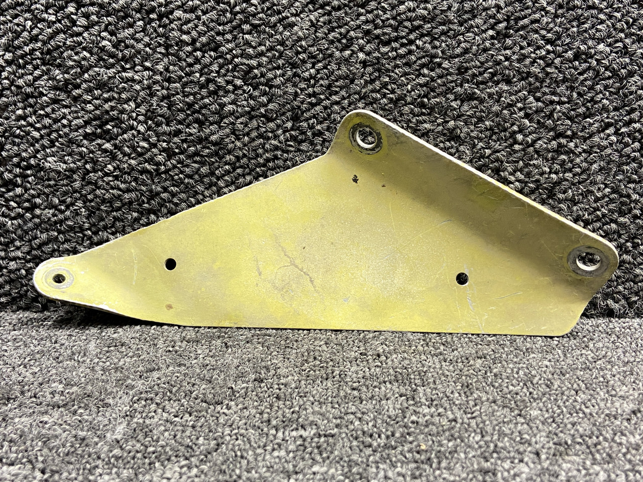 20560-000 Piper PA24-250 Stabilator Tab Control Mounting Bracket LH