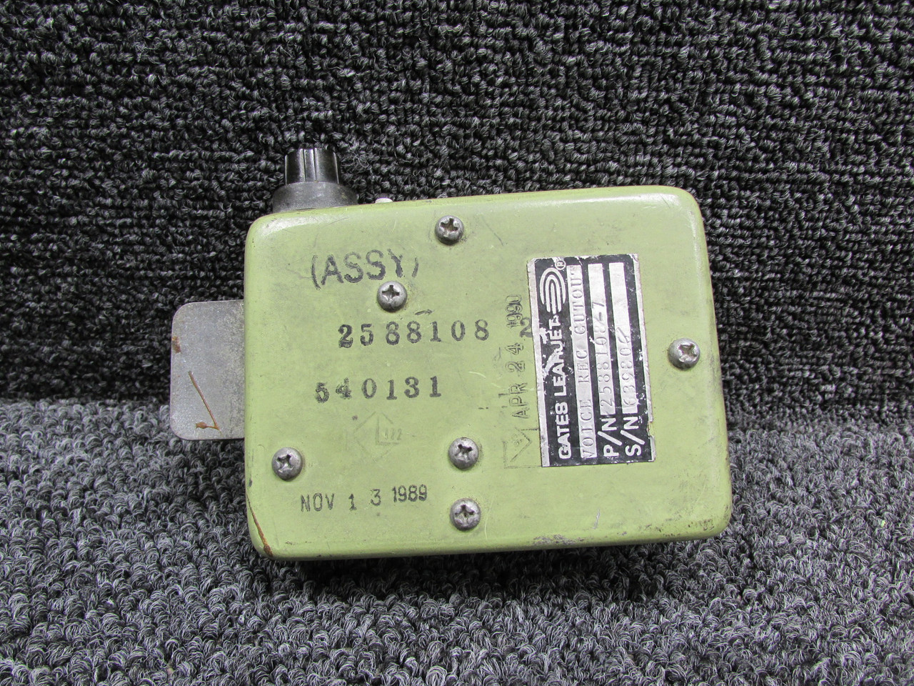 2588108-7 Learjet Voice Recorder Cut-Out Box with Green Repairable Tag (Core)