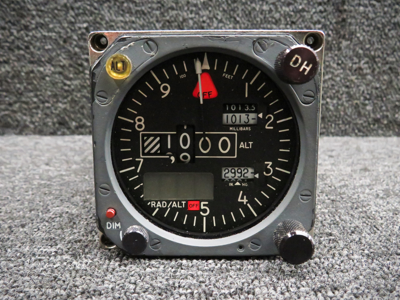 29702-49 Kollsman Barometric Radio Encoding Altimeter with Mod (Core)