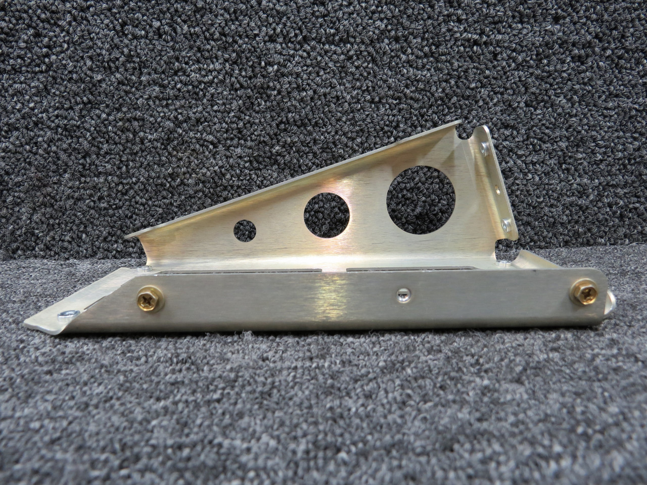 32008-003 Cirrus Vision Jet SF50 GRS-77 Mounting Bracket RH