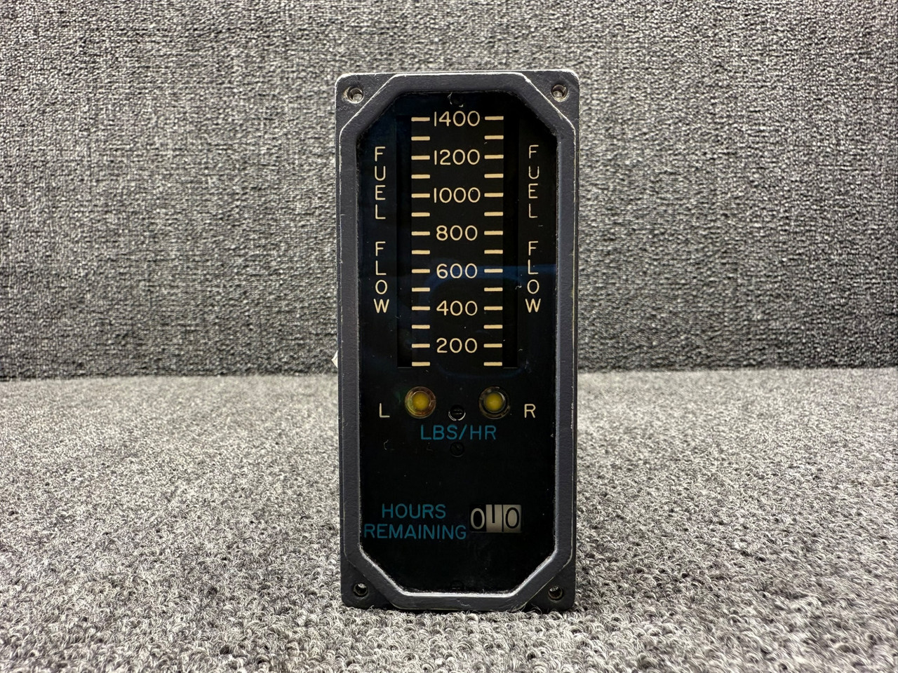 3581400-0001 (Alt: 9912049-2) Bendix Dual Fuel Flow Indicator (Volts: 28, Core)