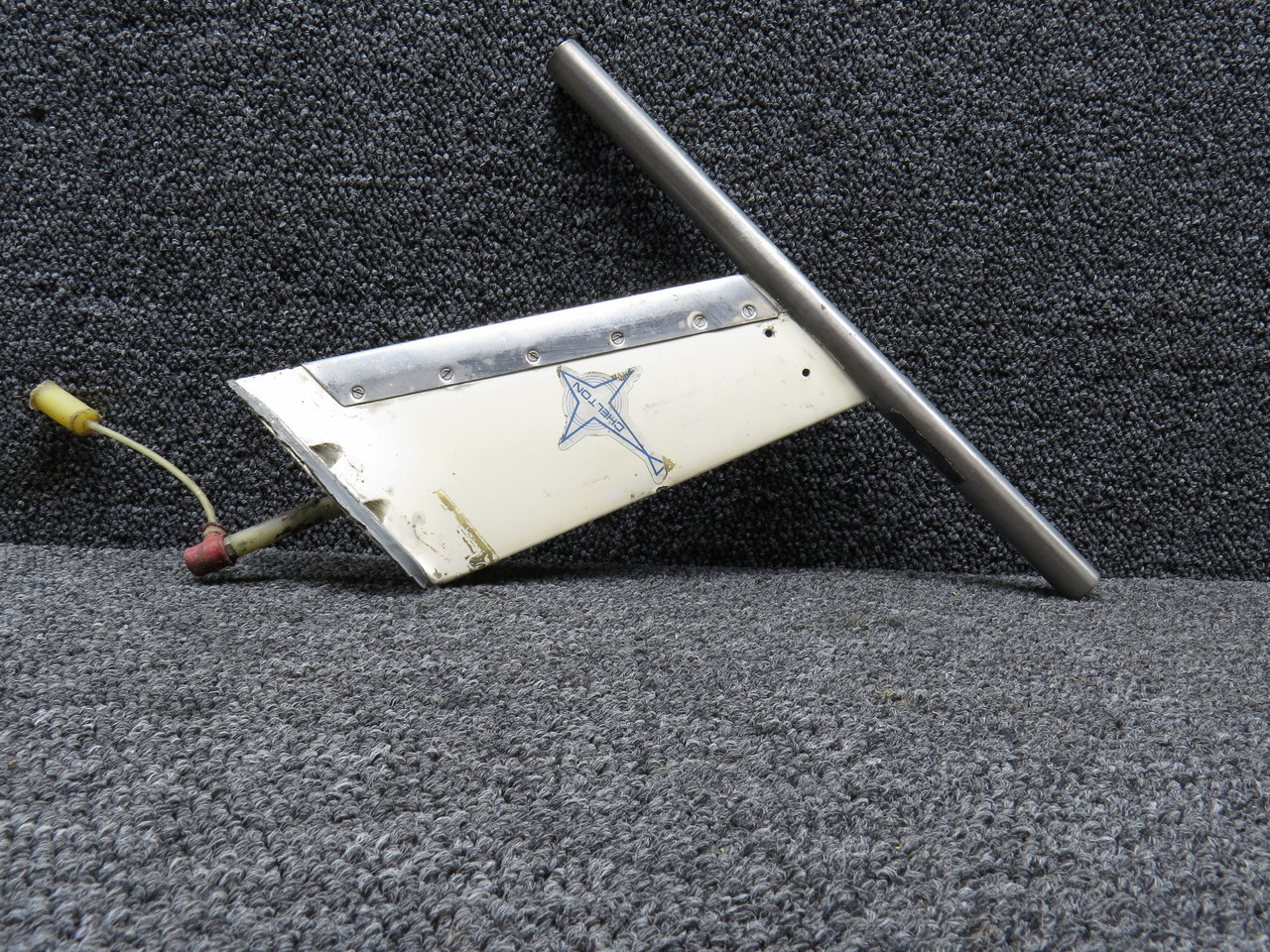 415-11RF Chelton Fokker F27-200 Antenna