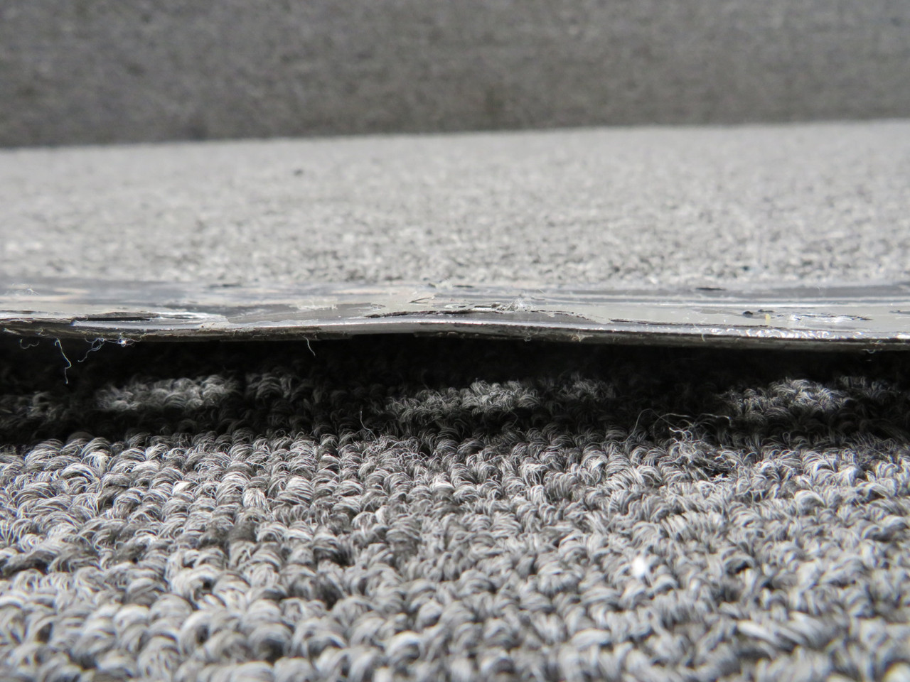 5591020-3 Cessna Citation S550 Windshield Retainer LH