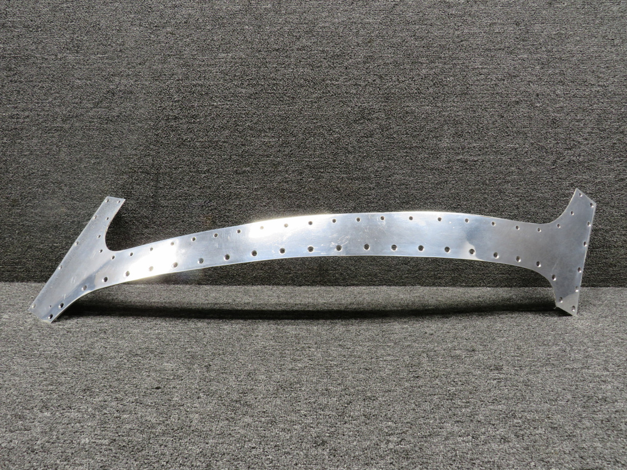 5591020-4 Cessna Citation S550 Windshield Retainer RH