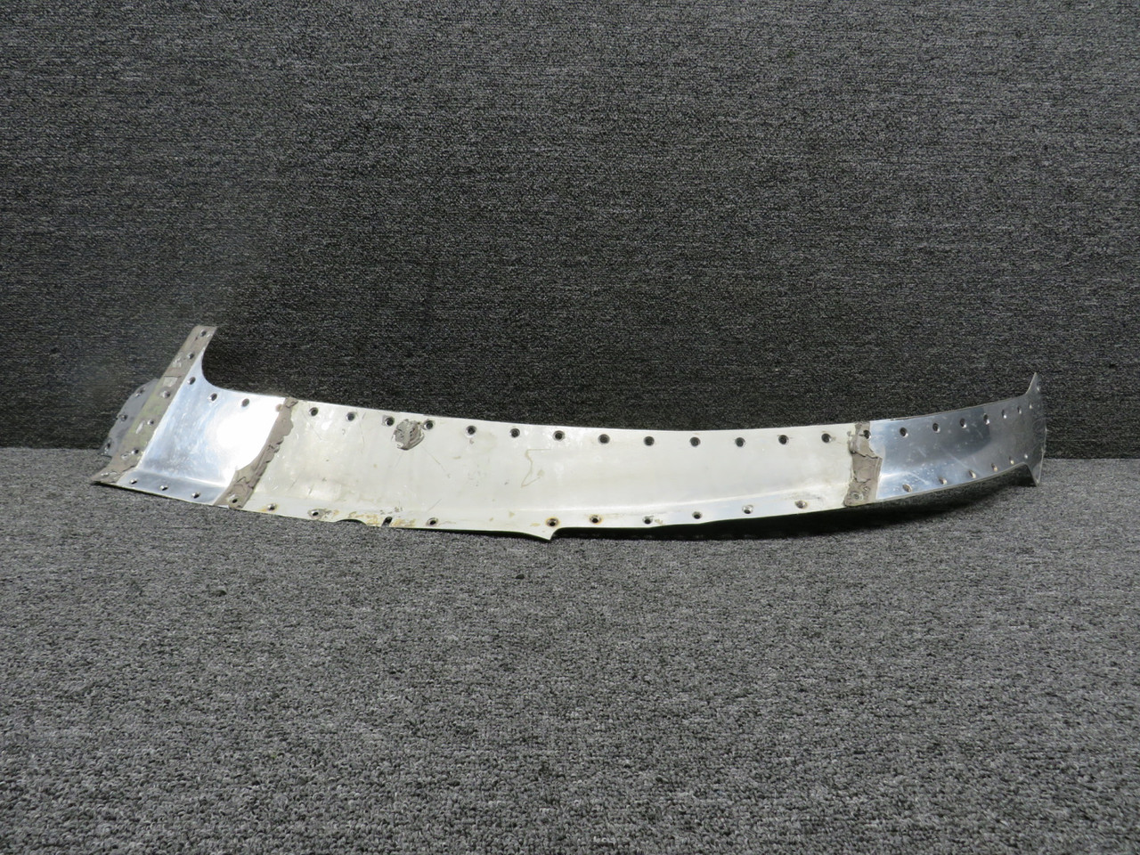 5591020-5 Cessna Citation S550 Windshield Lower Retainer LH