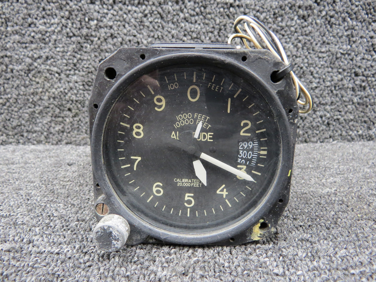 5934-1 United Instruments Altimeter Indicator (Code: A.91)