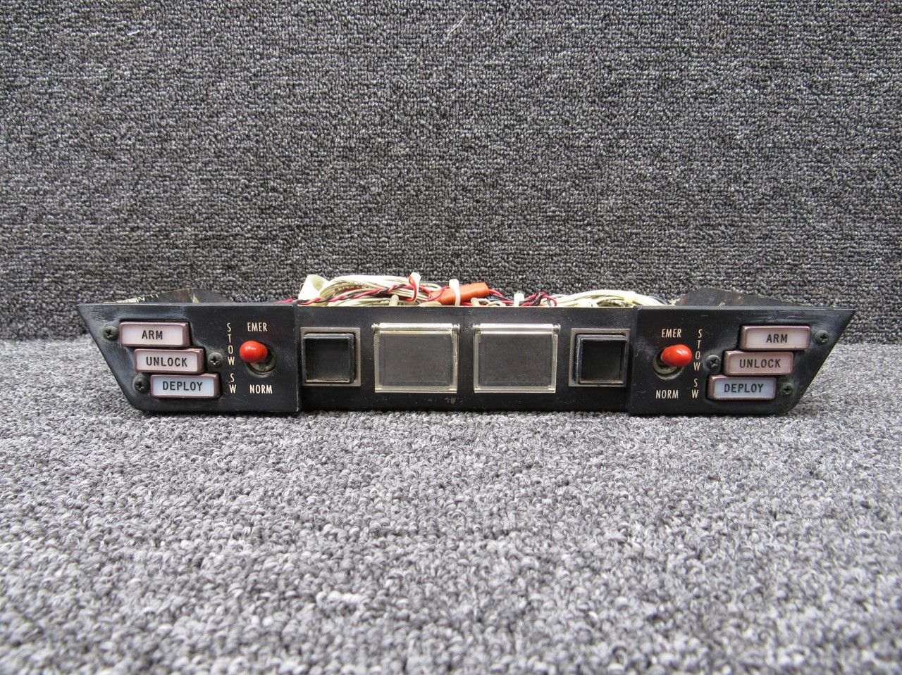 6218121-11 Cessna Citation III 650 Switch and Engine Fire Tray Assembly