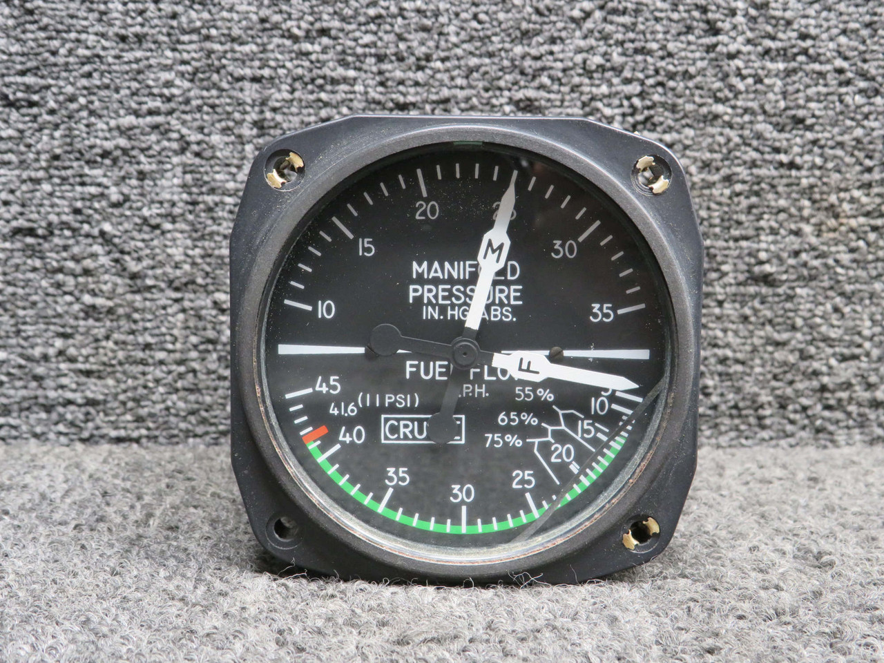 6331 United Instruments Manifold Fuel Pressure Gauge (Code: H.83)