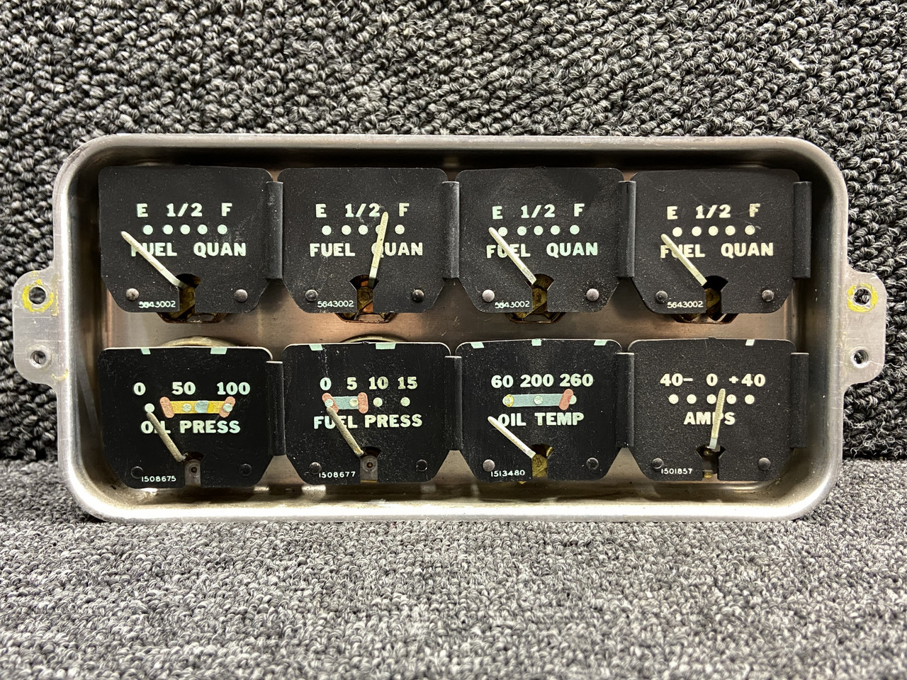 764-906 Piper PA24-250 Instrument Cluster Assembly