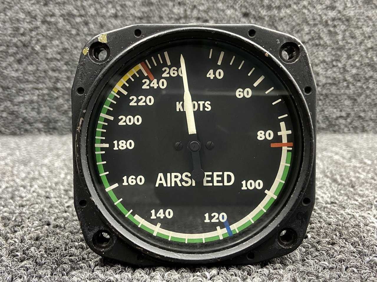 8030 United Instruments Airspeed Indicator