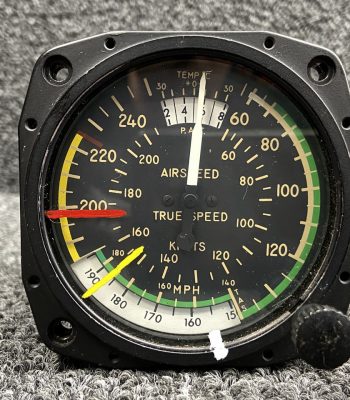 8125 United Instruments Airspeed Indicator