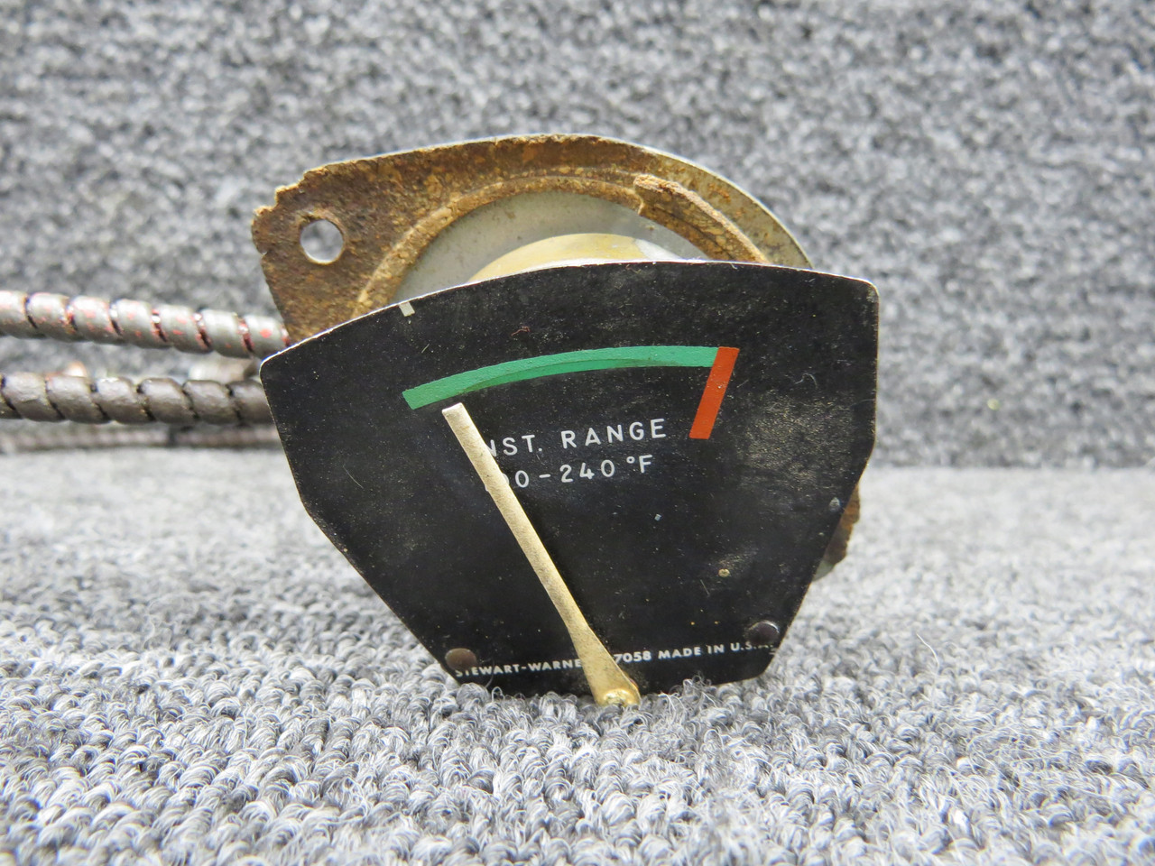 817058 Stewart Warner Oil Temperature Indicator with Probe