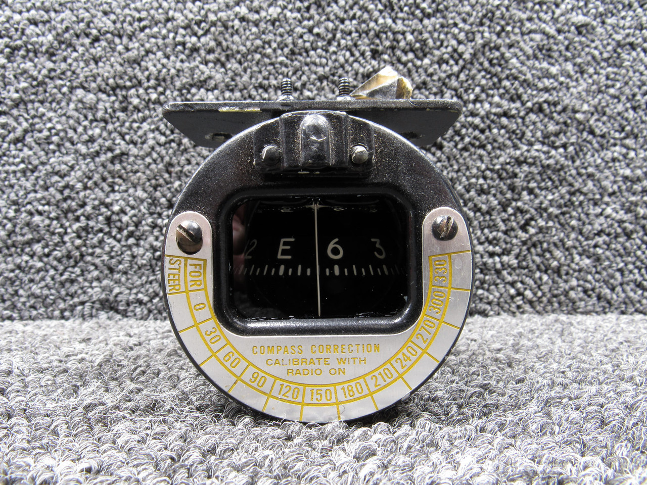 Beechcraft KA-E90 Compass Correction (Lighted) (No Data Tag)
