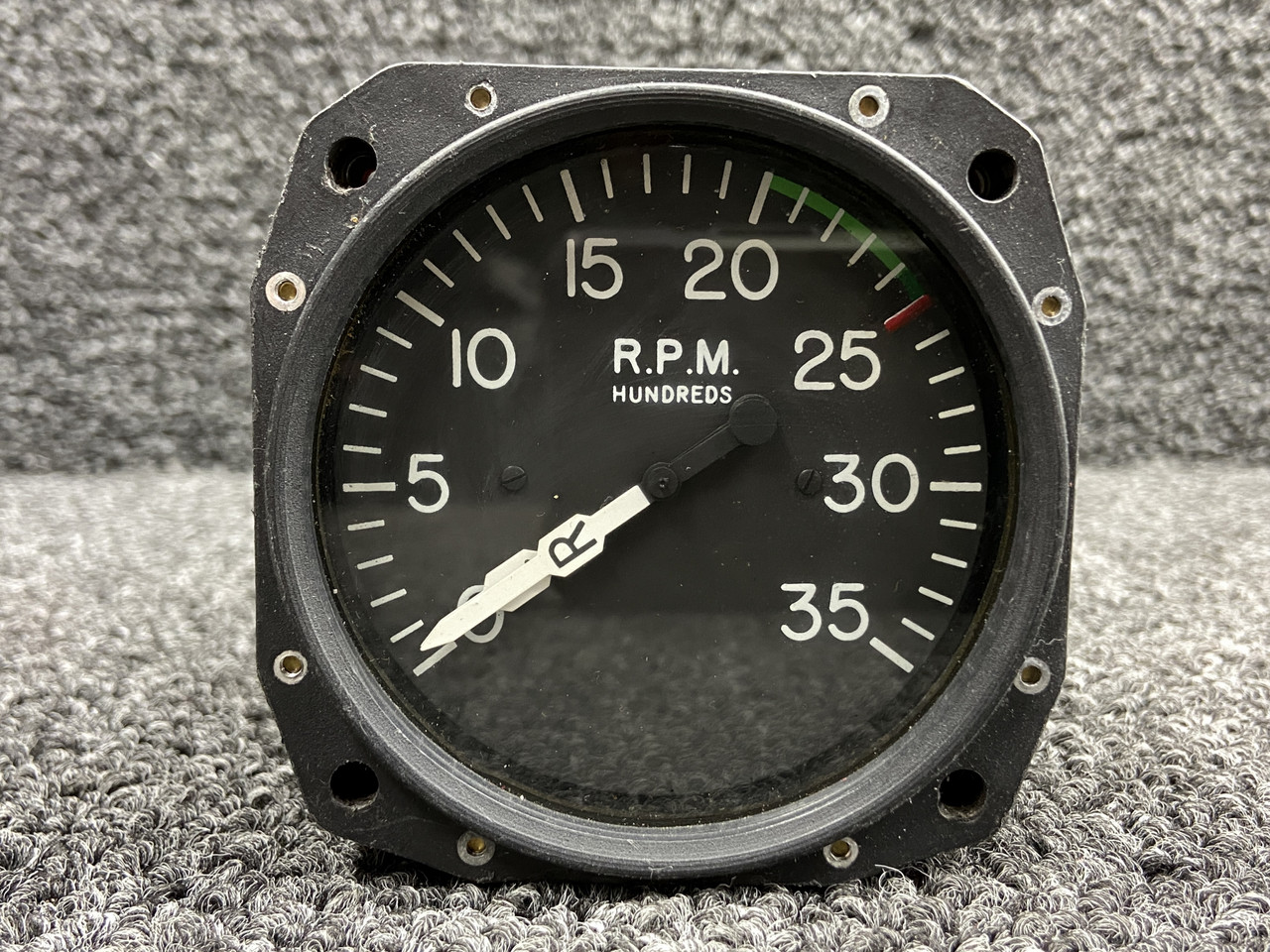 D3E(80P-507) Consolidated Instrument 660055-507 Dual RPM Tachometer Indicator