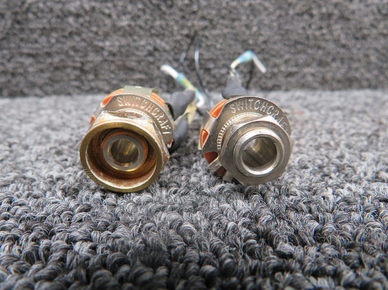 M641-5-1, M641-6-1 Hawker BAE 125-800A Microphone Jack Set of 2