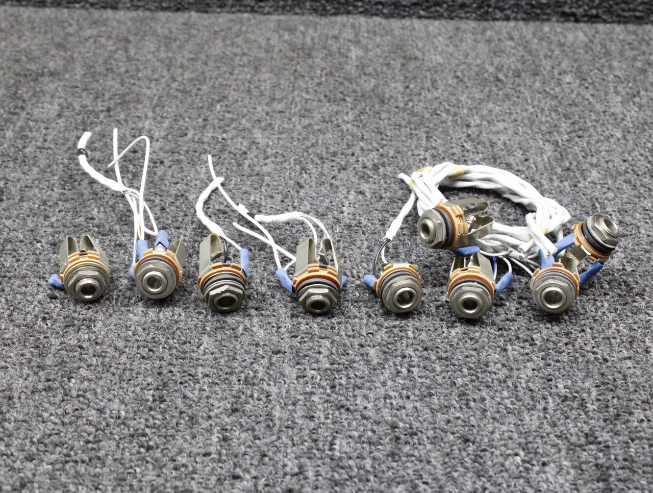 Maule MT-7-235 Audio and Mic Jack Set of 9