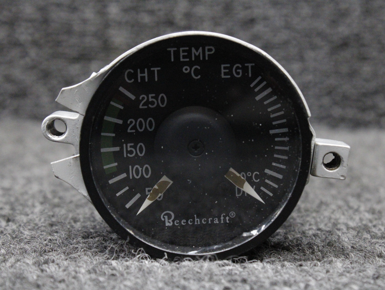 MD74-5 (Alt: 58-380104-5) Mid-Continent Dual CHT-EGT Indicator (Chipped Glass)