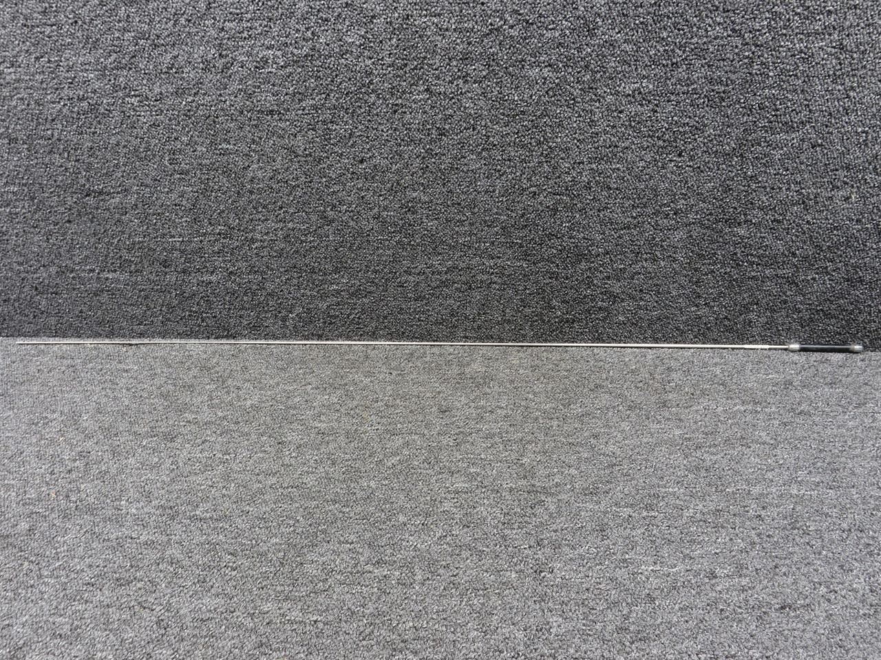 Mooney M20C Transmitting Antenna