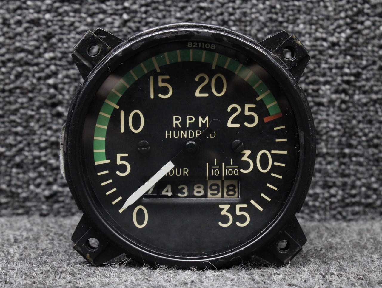 P551-TA Stewart Warner Tachometer Indicator