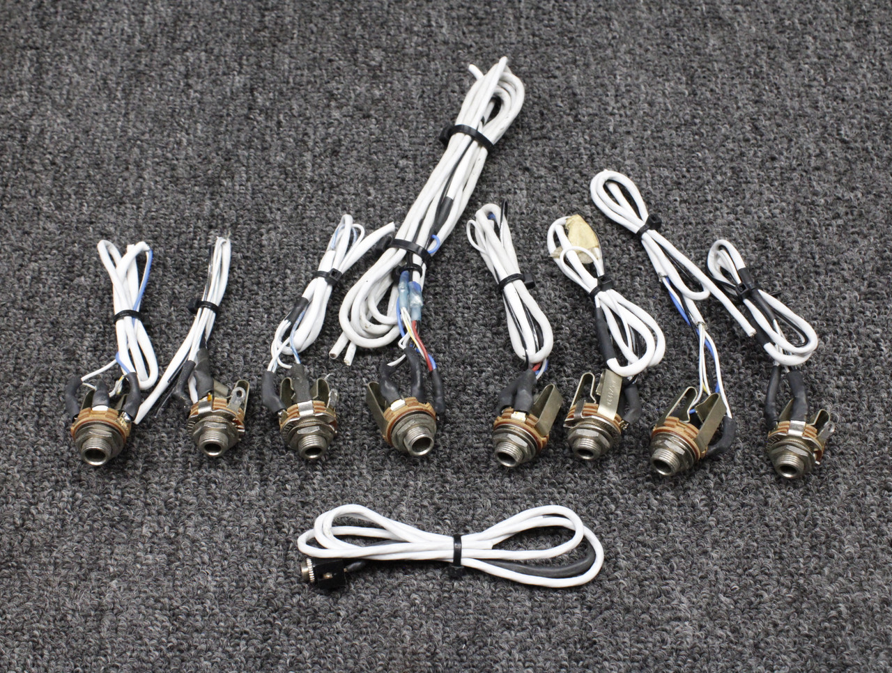 Piper PA30 Audio Jack Set of 9